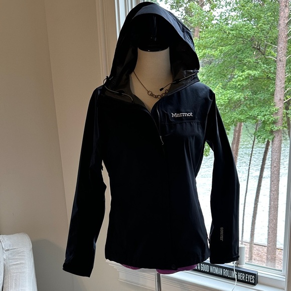 Marmot Gore Tex Women's Black Hooded Rain Jacket, Size Small, Like New - Picture 1 of 13